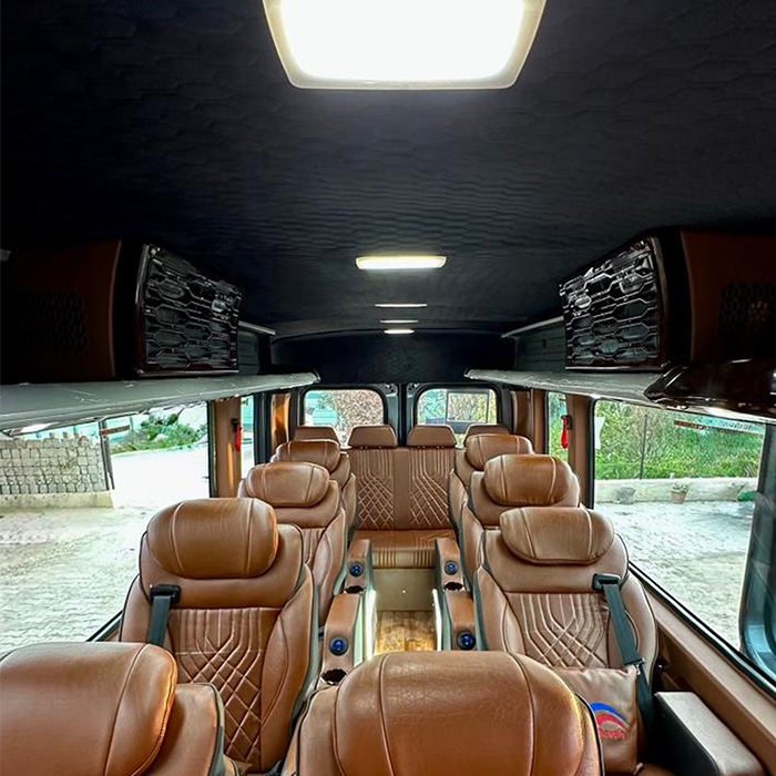 11 Seater Tempo Traveller in Chandigarh